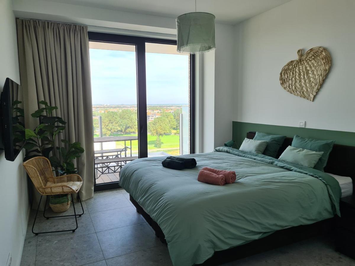 Park Tower Sea View With Pool And Gym