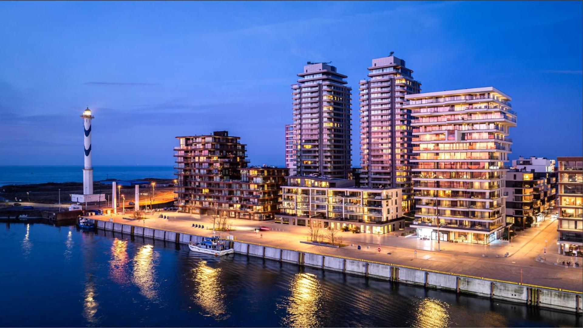 Park Tower Sea View With Pool And Gym Ostend